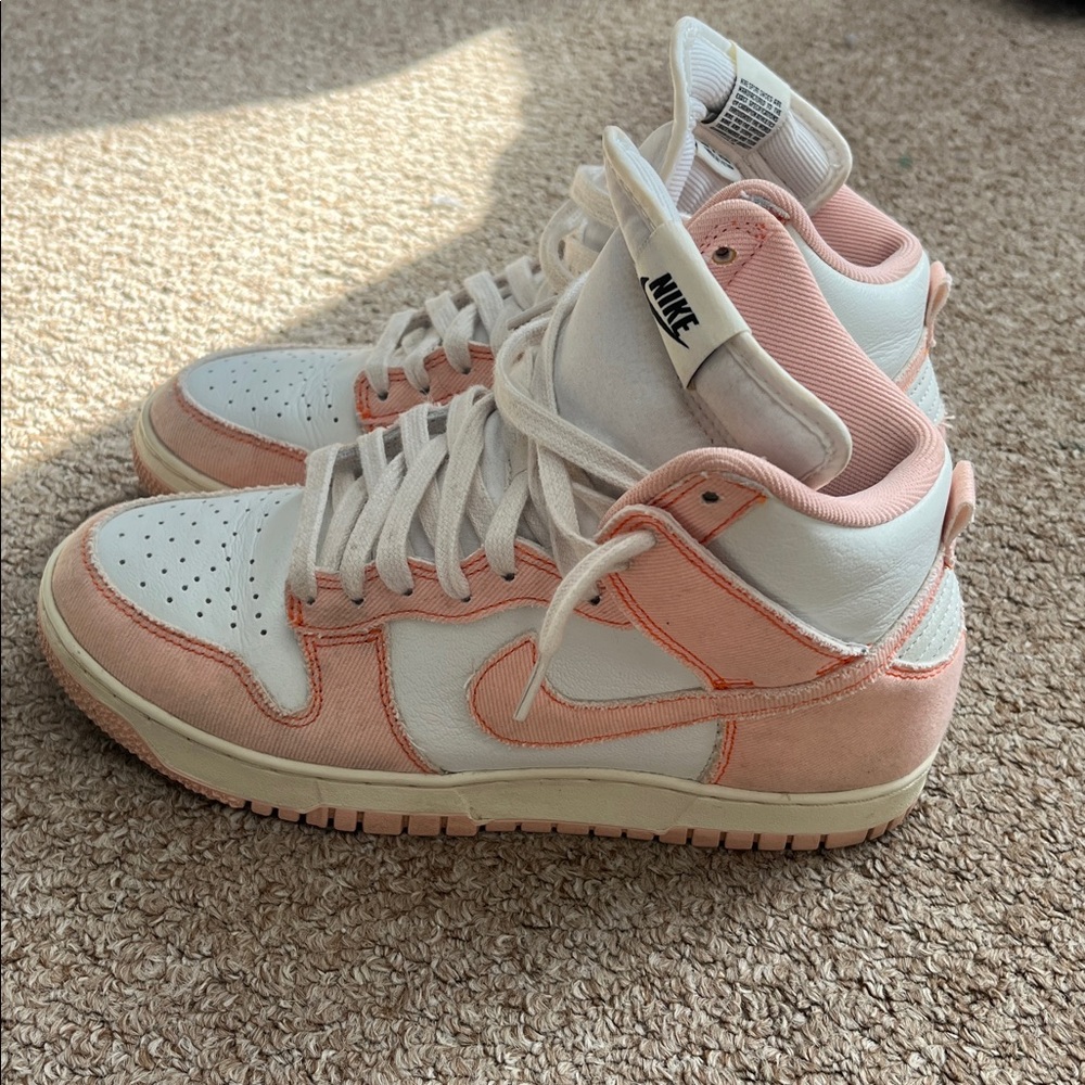 Nike dunks - image 2